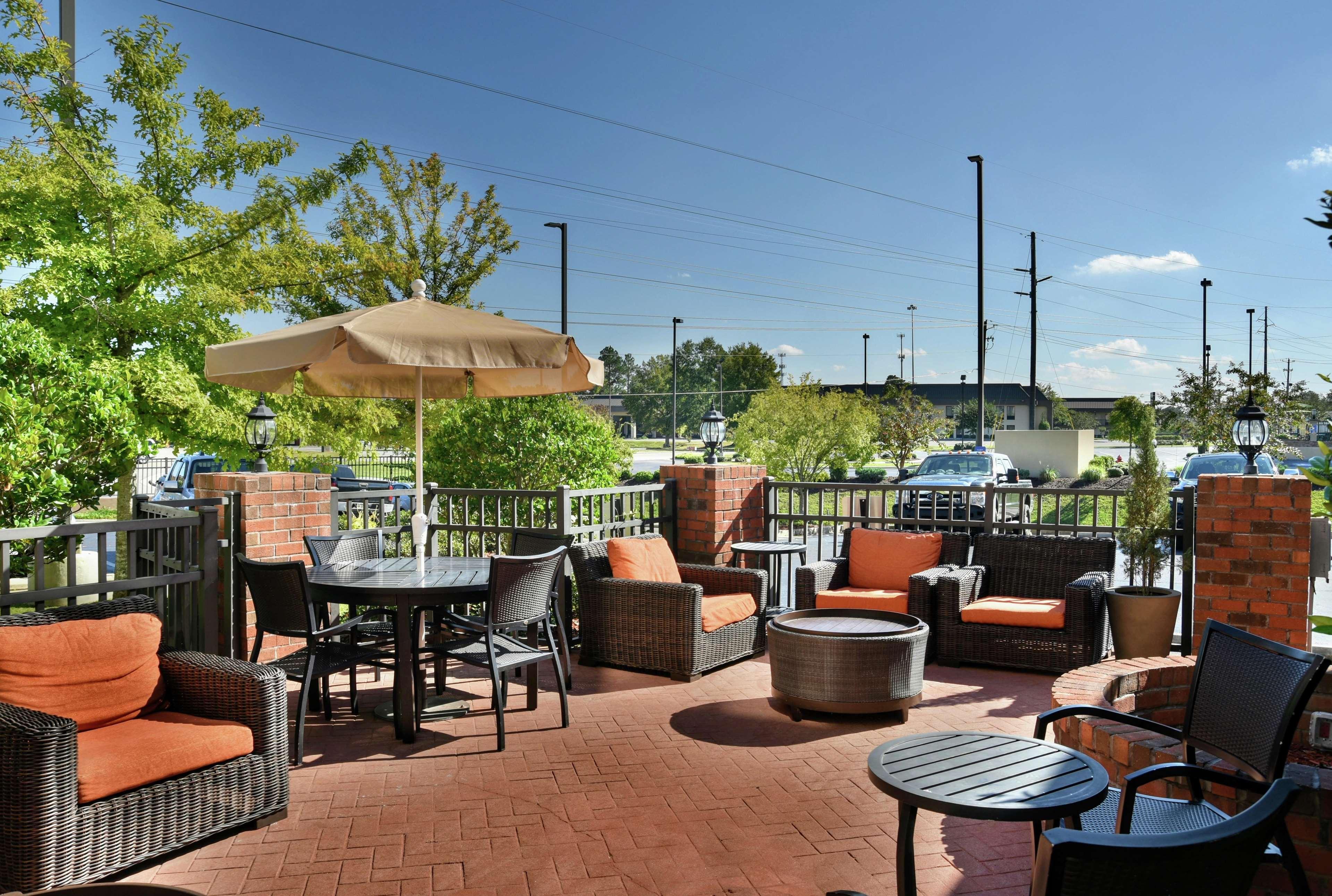 Hilton Garden Inn Hattiesburg Kültér fotó