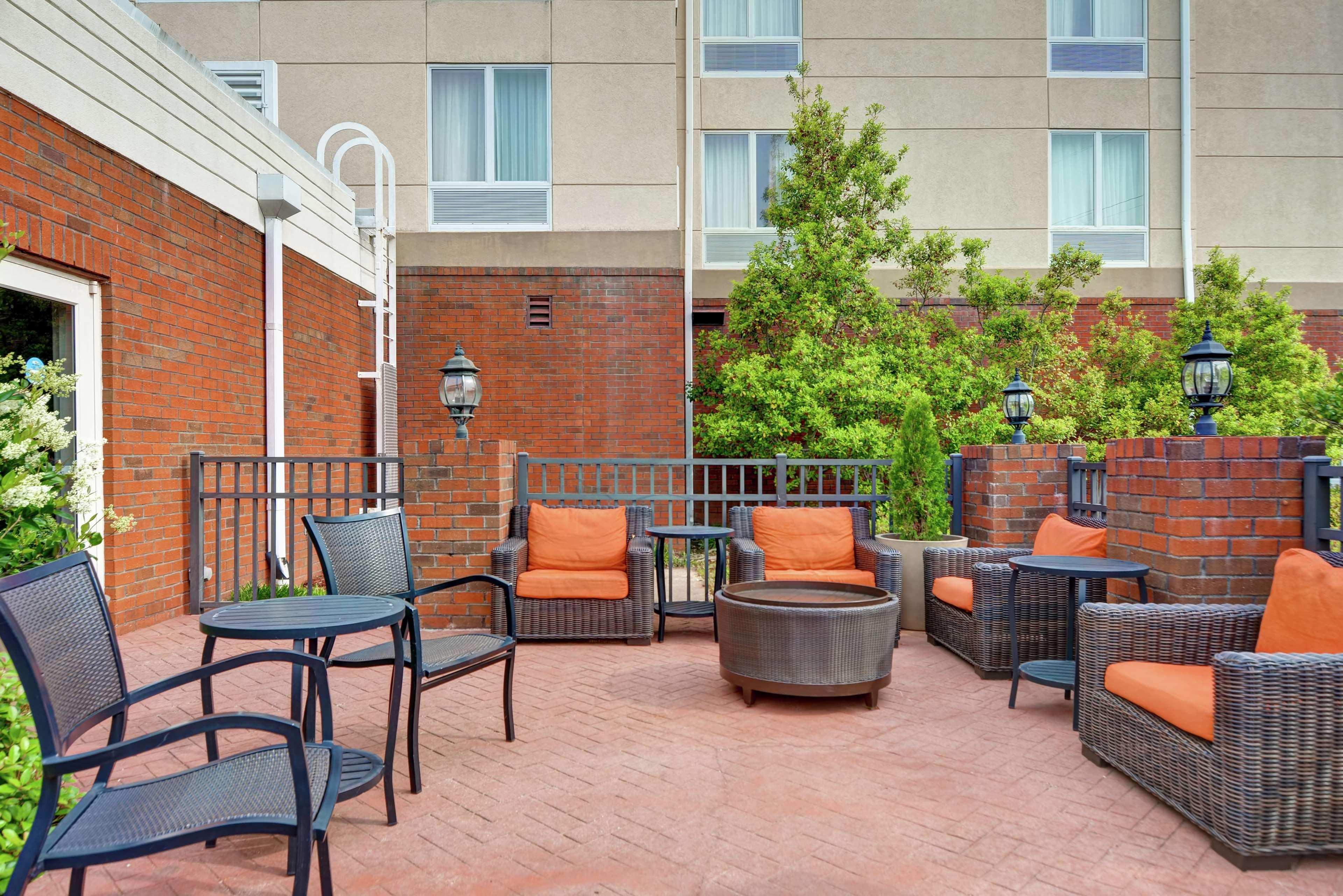 Hilton Garden Inn Hattiesburg Kültér fotó